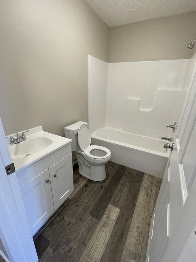 Photo - 1336 Cumberland St