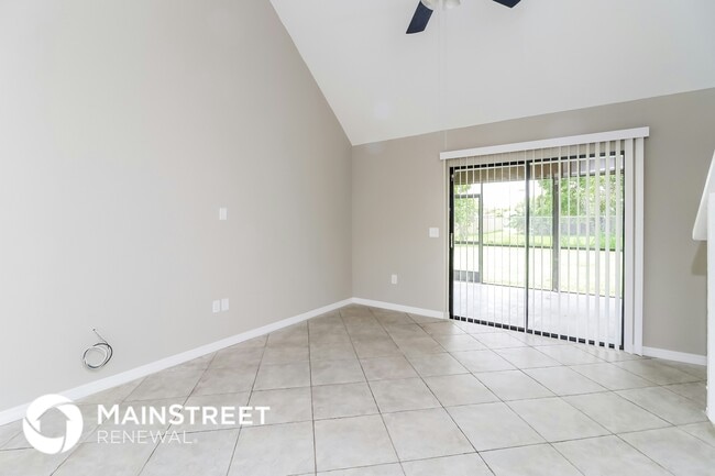 Building Photo - 308 SE 17th Pl Rental