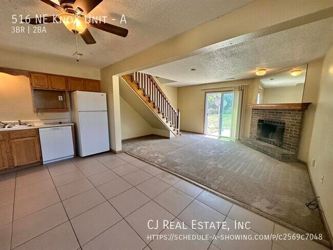 Photo - 516 NE Knox