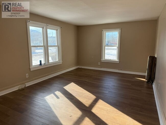 Photo - COMING SOON - Cozy Upstairs Unit