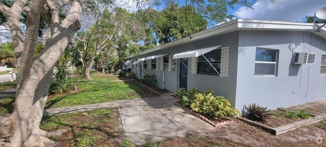 Building Photo - 1808 22nd Ave Rental