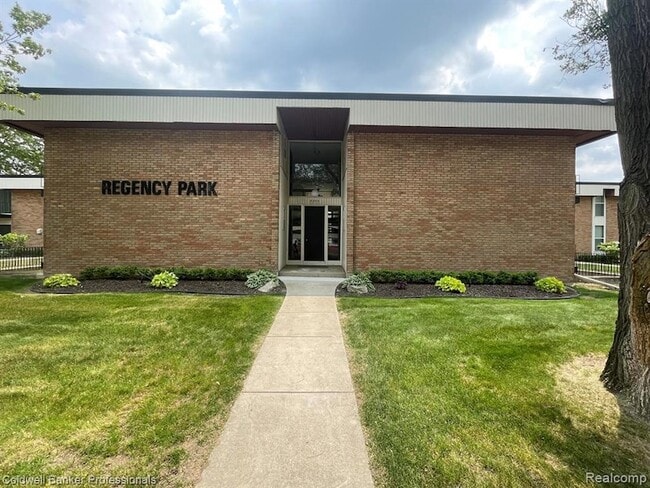 Photo - 4200 Rochester Rd Unit 206