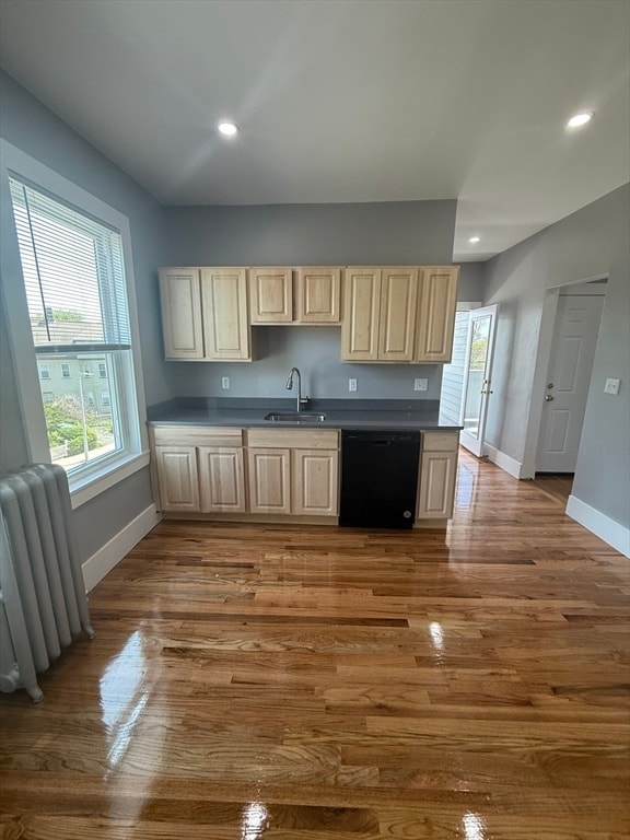 Photo - 620 Norfolk St Unidad 2