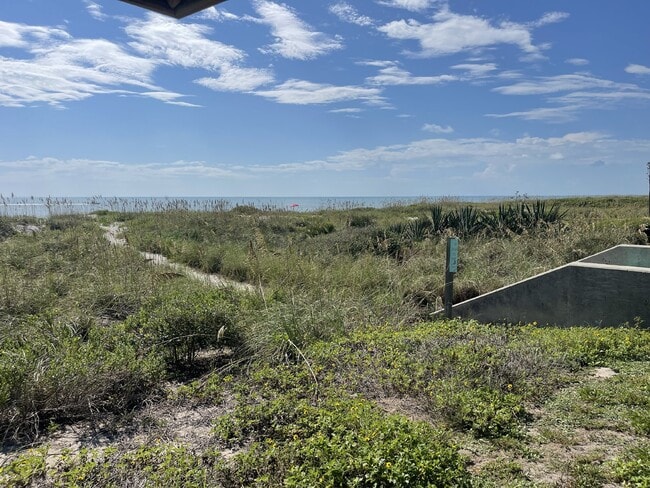 Photo - Direct ocean front 1 bedroom 1 bathroom Unit 5B