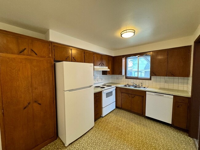 Photo - 1226 E North Ave