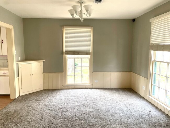 Photo - 3326 Triplett St