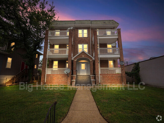 Building Photo - 4806 Liberty Heights Ave Unit 3 Rental