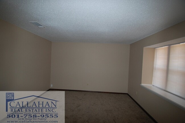 Photo - Home in the heart of Sherwood