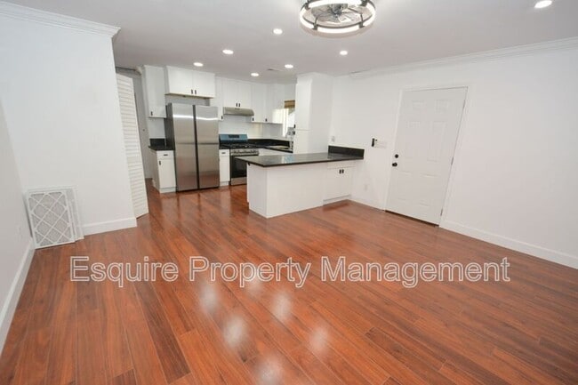 Photo - 938 Douglas Ave Unit #2