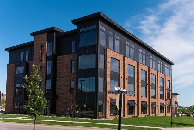 District Lofts Apartments