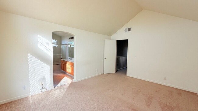 Photo - 400 McDonnel Rd