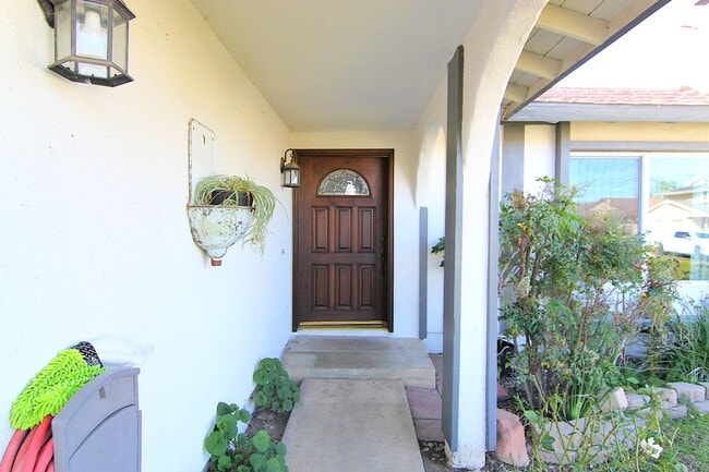 Photo - 5604 Bloomfield St