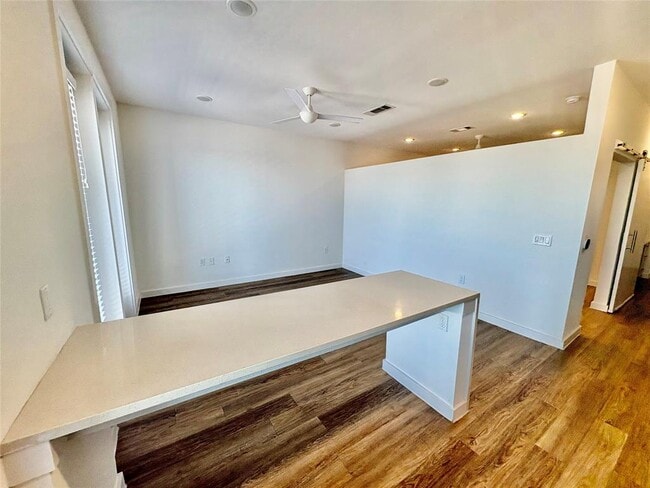 Photo - 6324 N Lamar Blvd Unit 211