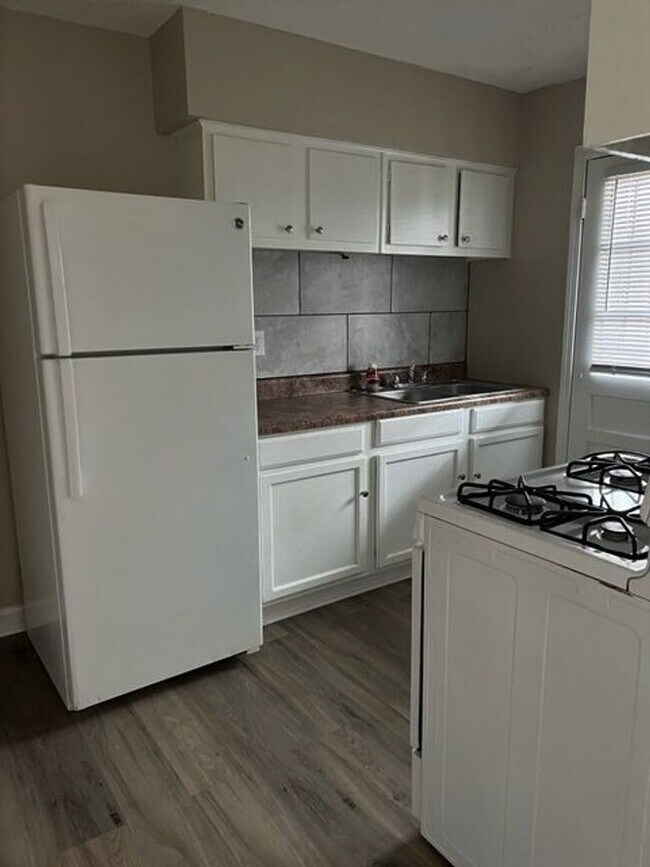 Newly Renovated Apartment in Nutbush House Rental in Memphis, TN