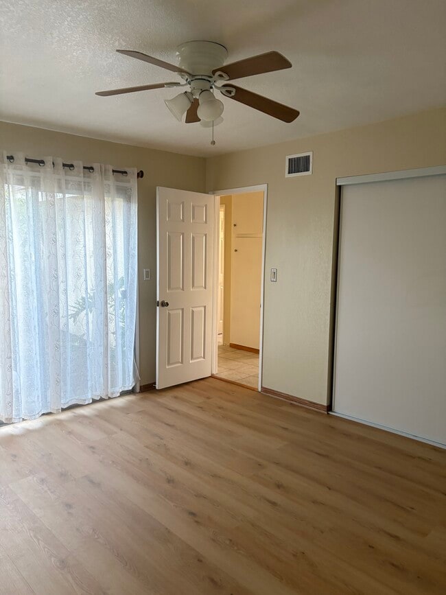 Photo - 928 E Vista del Playa Ave