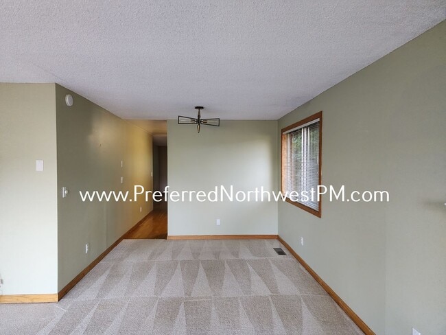 Photo - Beautiful 3 Bedroom Home in Southeast Eugene