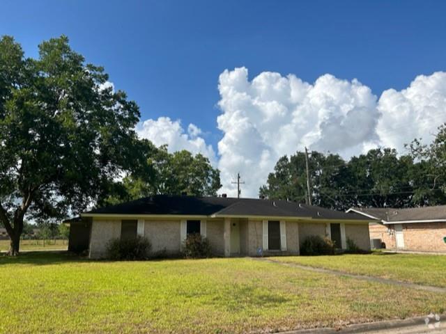 Building Photo - 1501 Azalea St Rental