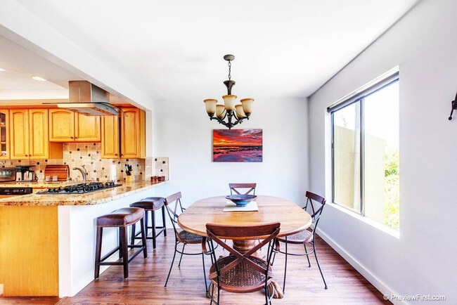 678 Hygeia Ave Unit SI ID1048646P