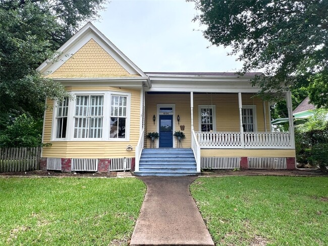 Photo - 606 Sycamore St