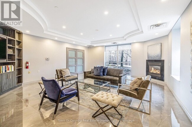 Photo - 200 Burnhamthorpe Rd E Unité 1309