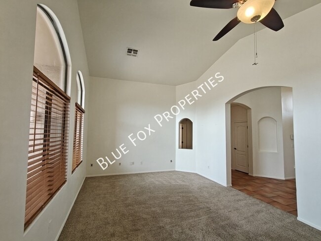 Photo - 5322 W Olivine Dr