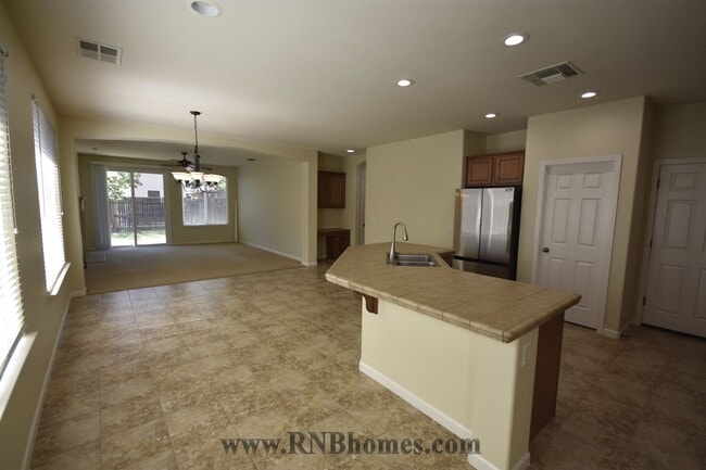 Photo - 1470 Alberton Cir