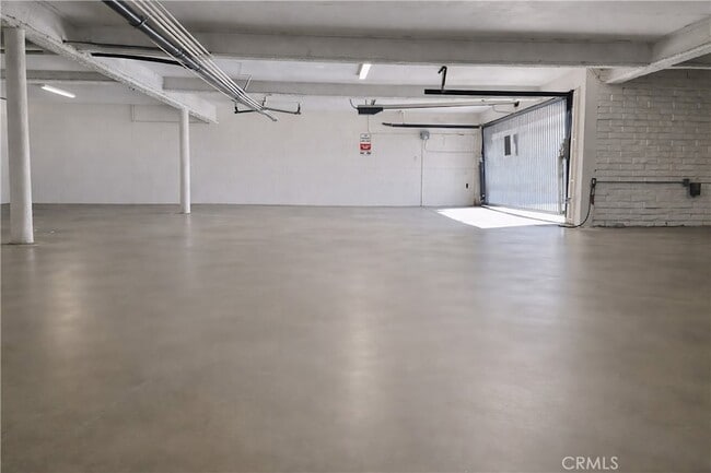 Photo - 16531 Alliance Ave Unidad 1