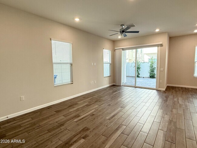 Photo - 17050 N 50th Pl