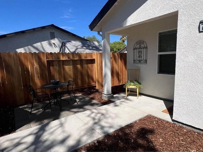 Photo - **FA790-Chavez, Robert &amp; Martha Unidad 7905