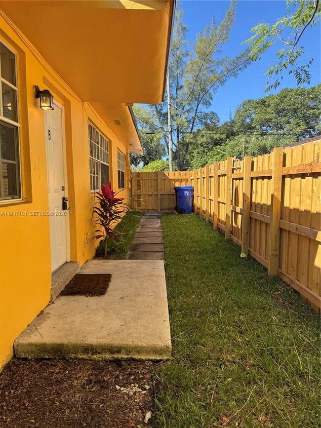 Photo - 522 NW 13th Ave Unit 2