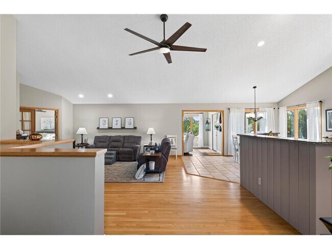 14372 Heather Ridge Dr