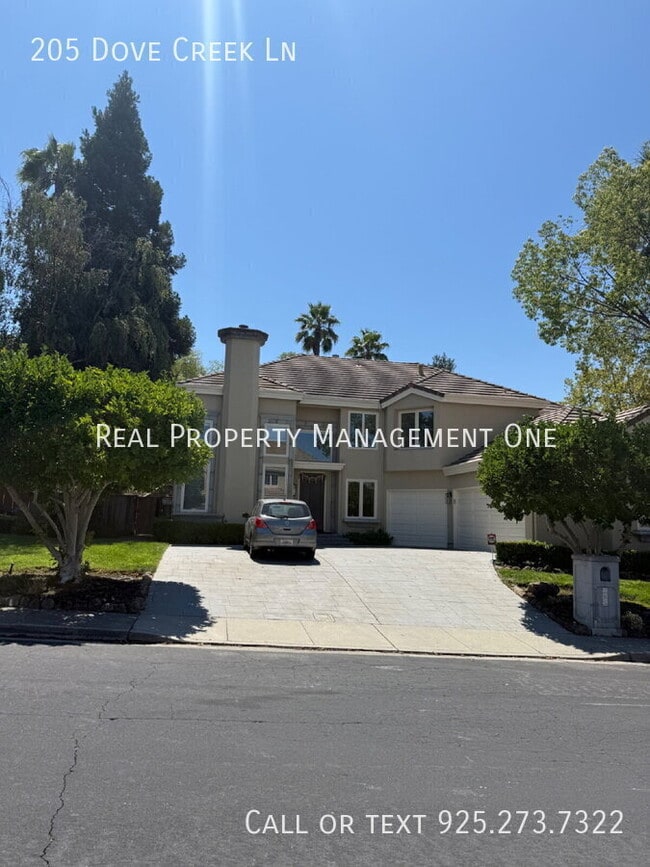 Photo - 205 Dove Creek Ln