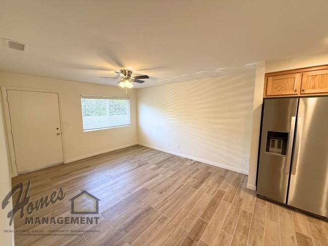 Photo - 787-789 N Alda Dr
