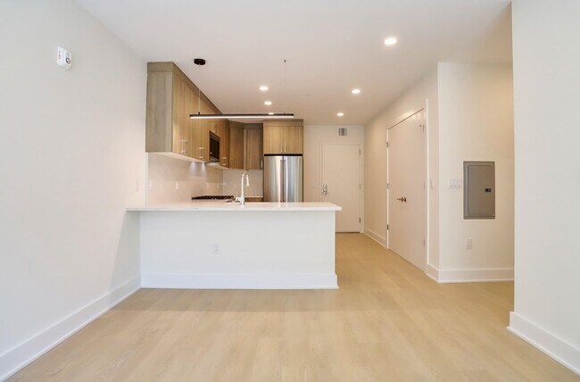 Photo - 303 Madison St Unit 507