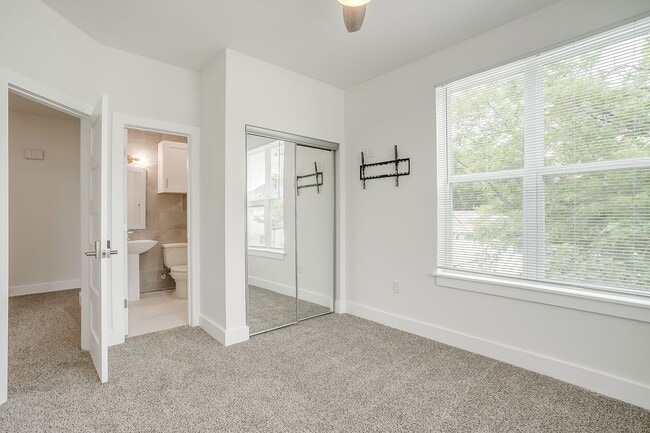 Photo - 3146 Forest Park Blvd Unit 3146 FP-2028