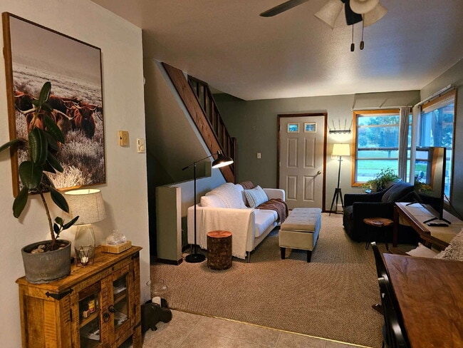 Photo - Spacious 3-Level Home with Garage & Off-St... Unit B