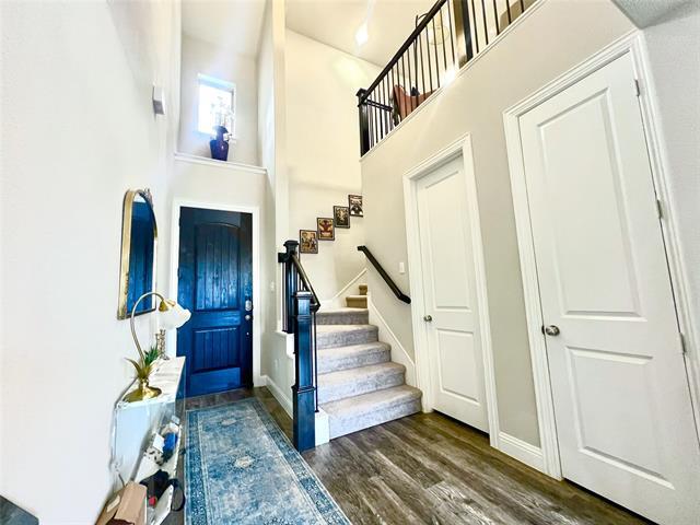 Photo - 552 Sequoia St