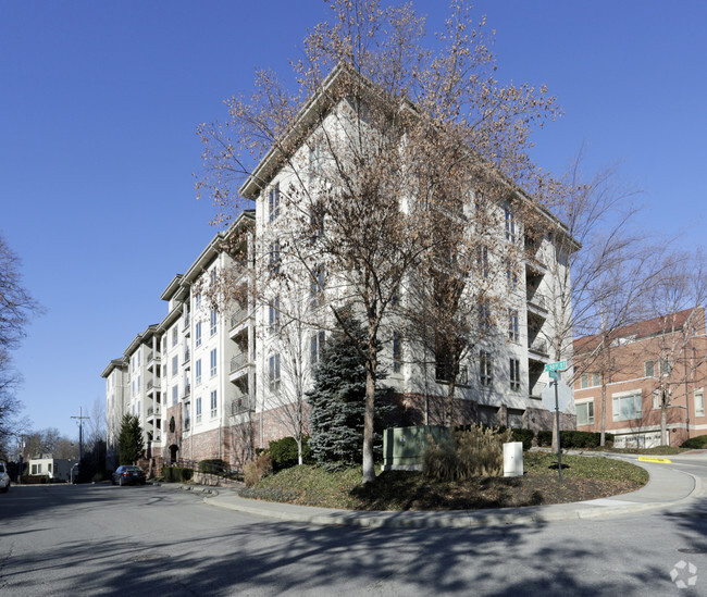 Photo - Plaza Pavilion Apartments