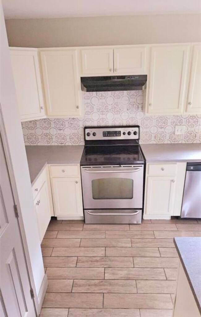 Photo - 3308 Sophie Ann Dr