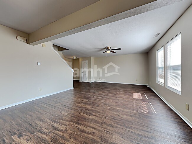 Photo - 10715 Inspiration Dr