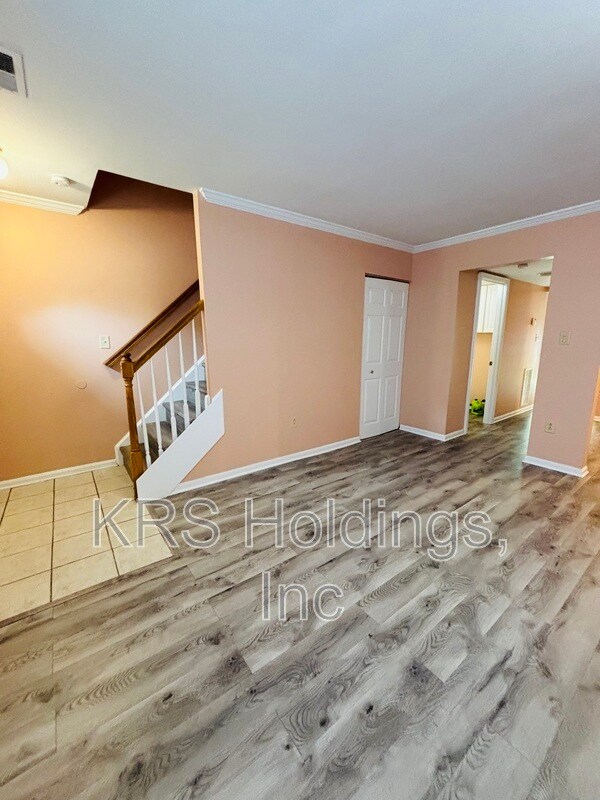 1235 Thomas Jefferson Pl