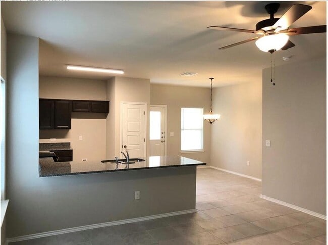 Photo - 1207 Garland Rd