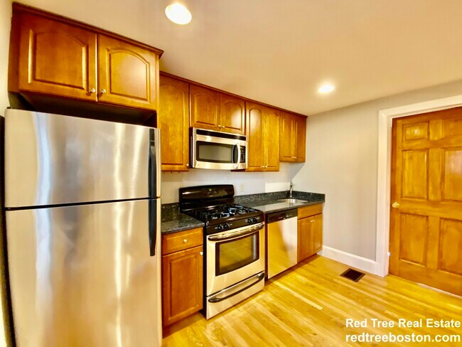 Photo - 428 Franklin St Unit 1L
