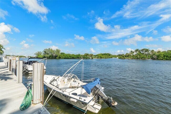 Photo - 1160 N Federal Hwy Unidad 1020