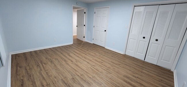 Photo - 104 Millwheel Ct