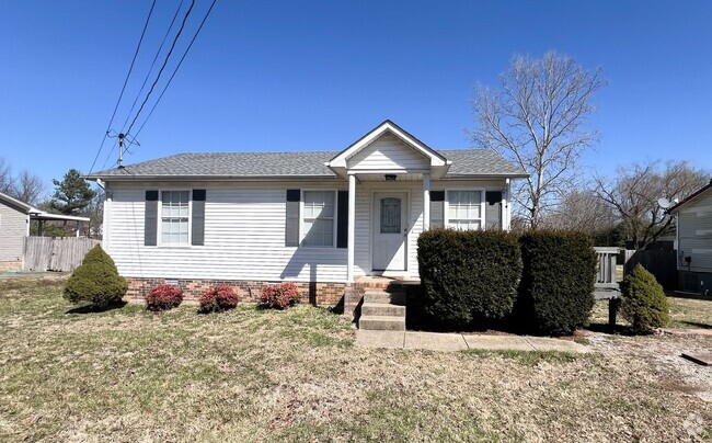 Building Photo - 3 Bedroom 1 Bathroom home with fenced in b...