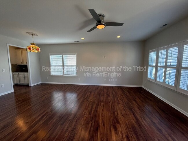 Photo - 5012 Shorthorn Way