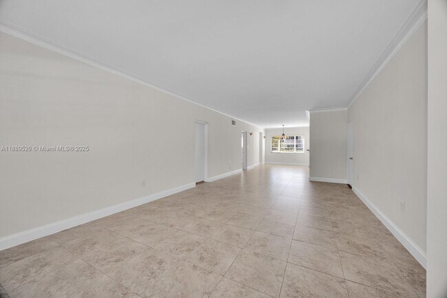 Photo - 940 Sevilla Ave Unit 108