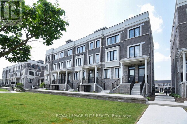 Photo - 383 Dundas St E