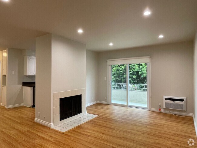Building Photo - 1835 CAMDEN AVE. LP Rental